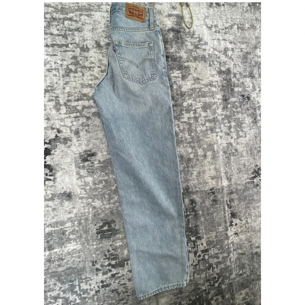 Levi's Women 24x31 '94 Baggy Jeans Light Wash Blue High Rise‎ Denim Retro